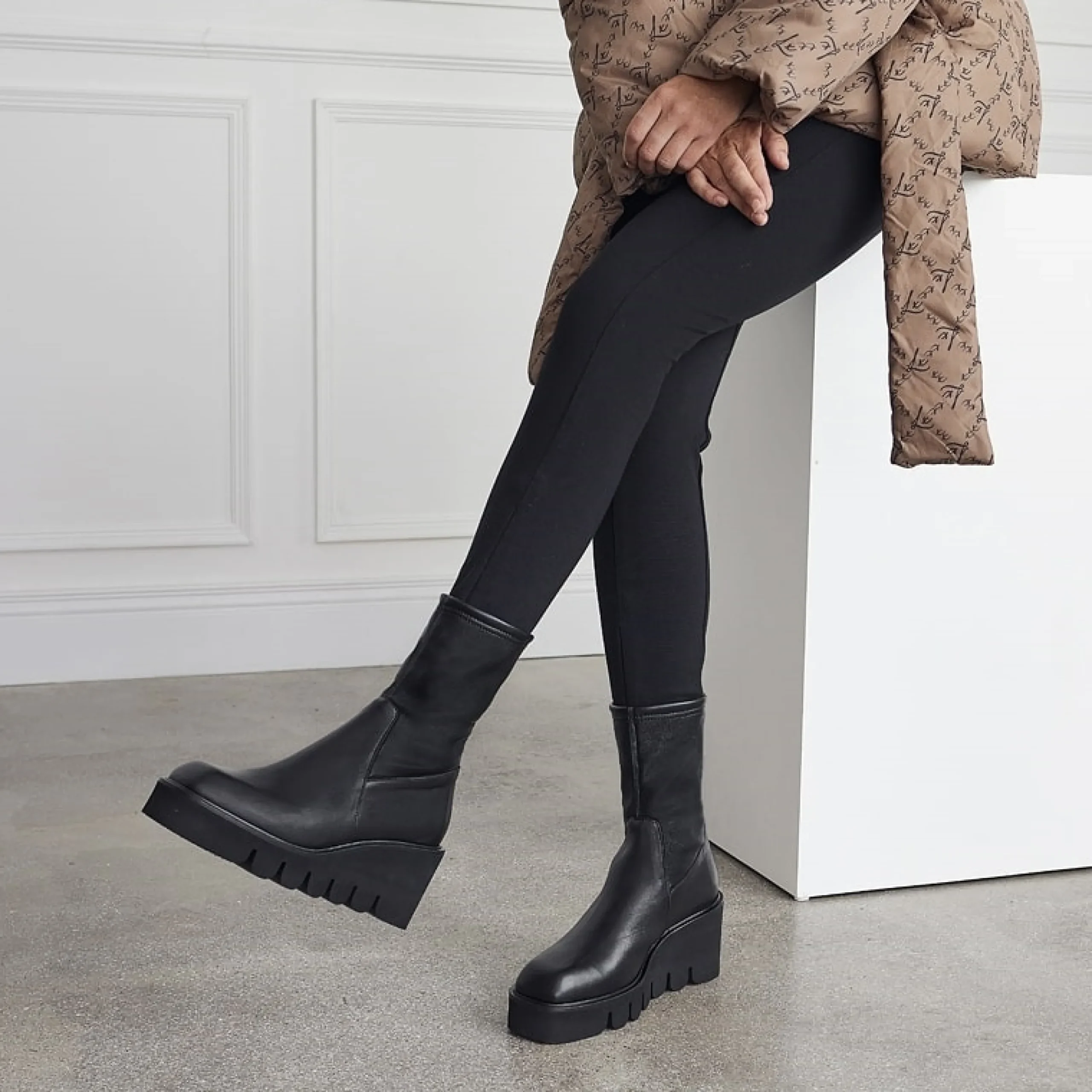 Ariel Black Leather Wavesole Ankle Boots