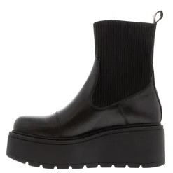 Matti Black Leather Chelsea Boots