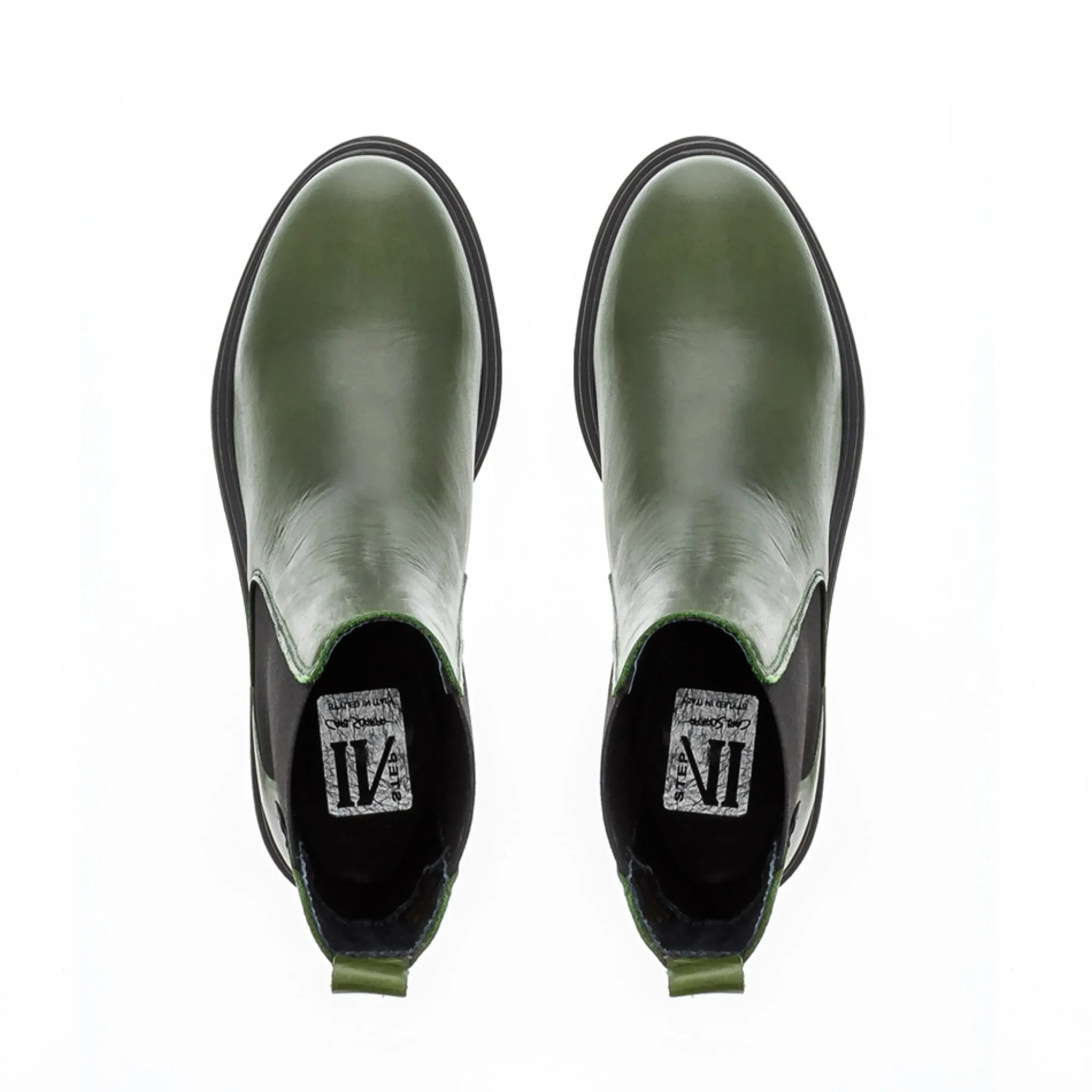 Selessia Green Leather Chelsea Boots